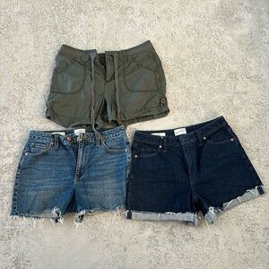 3 pairs of women’s shorts size 8/29